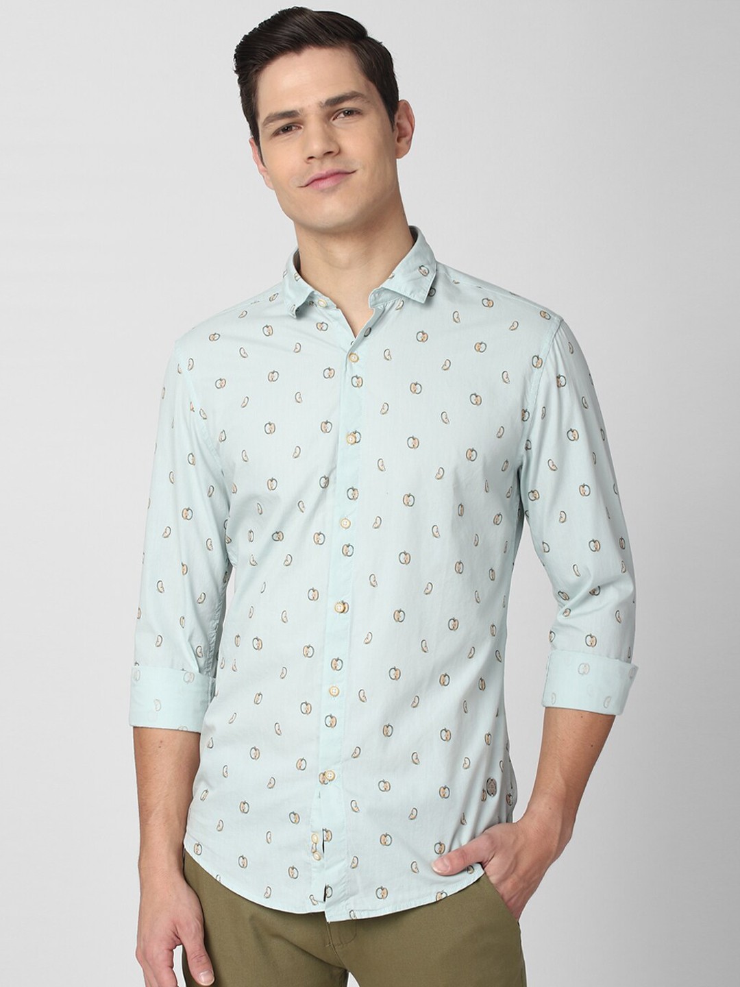 

Peter England Casuals Men Blue Slim Fit Printed Pure Cotton Casual Shirt