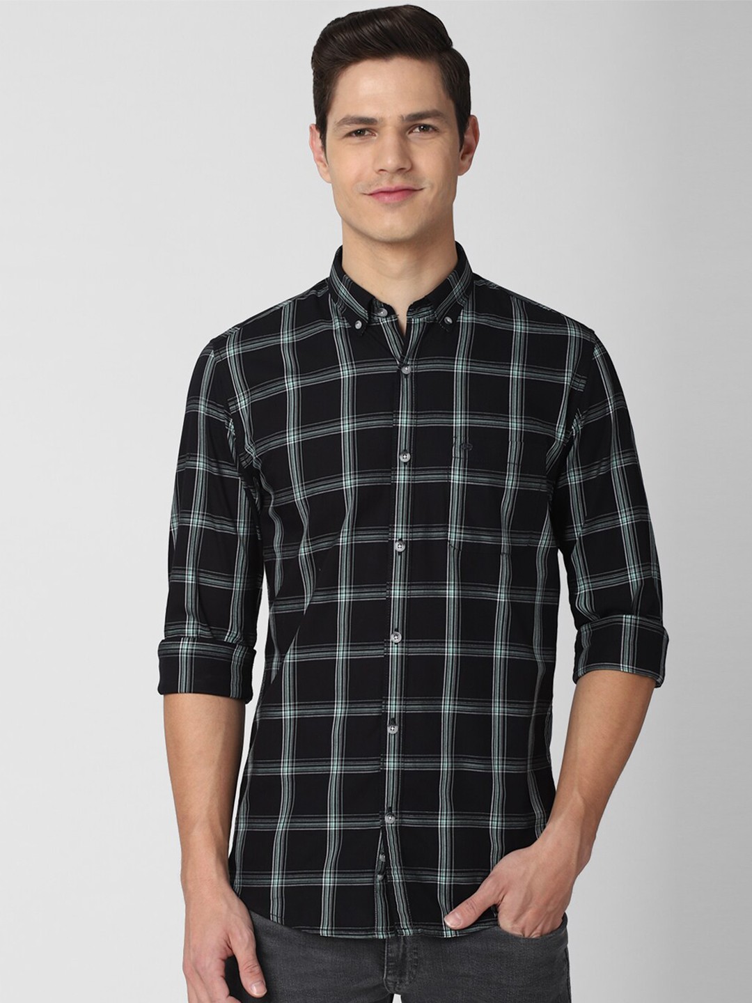 

Peter England Casuals Men Black Slim Fit Windowpane Checked Pure Cotton Casual Shirt