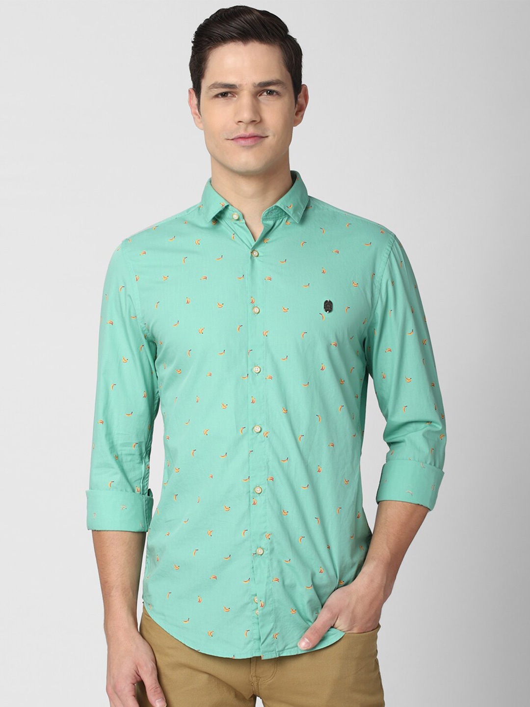 

Peter England Casuals Men Green Slim Fit Printed Pure Cotton Semiformal Shirt