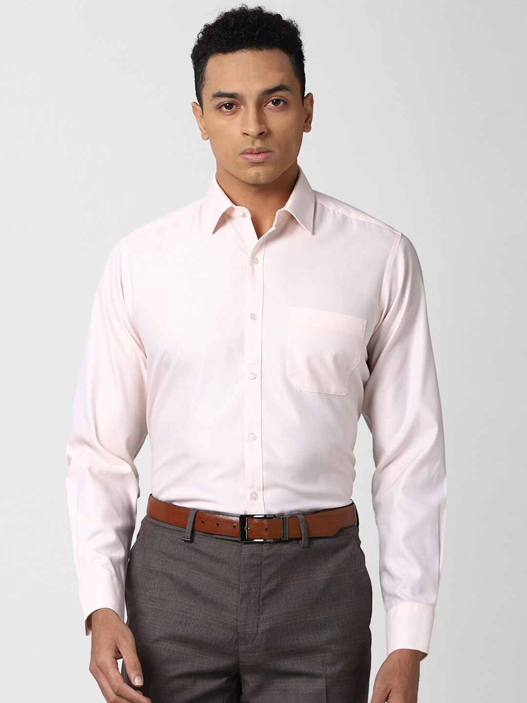 

Van Heusen Men Pink Regular Fit Cotton Formal Shirt