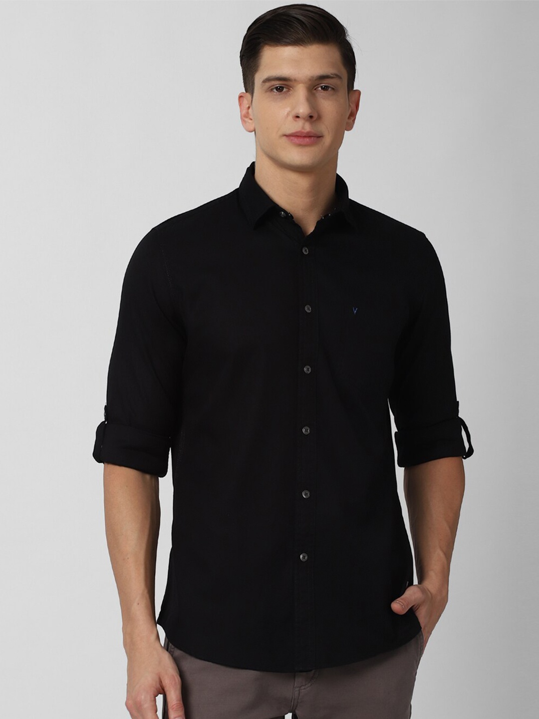 

VAN HEUSEN DENIM LABS Men Black Slim Fit Cotton Casual Shirt