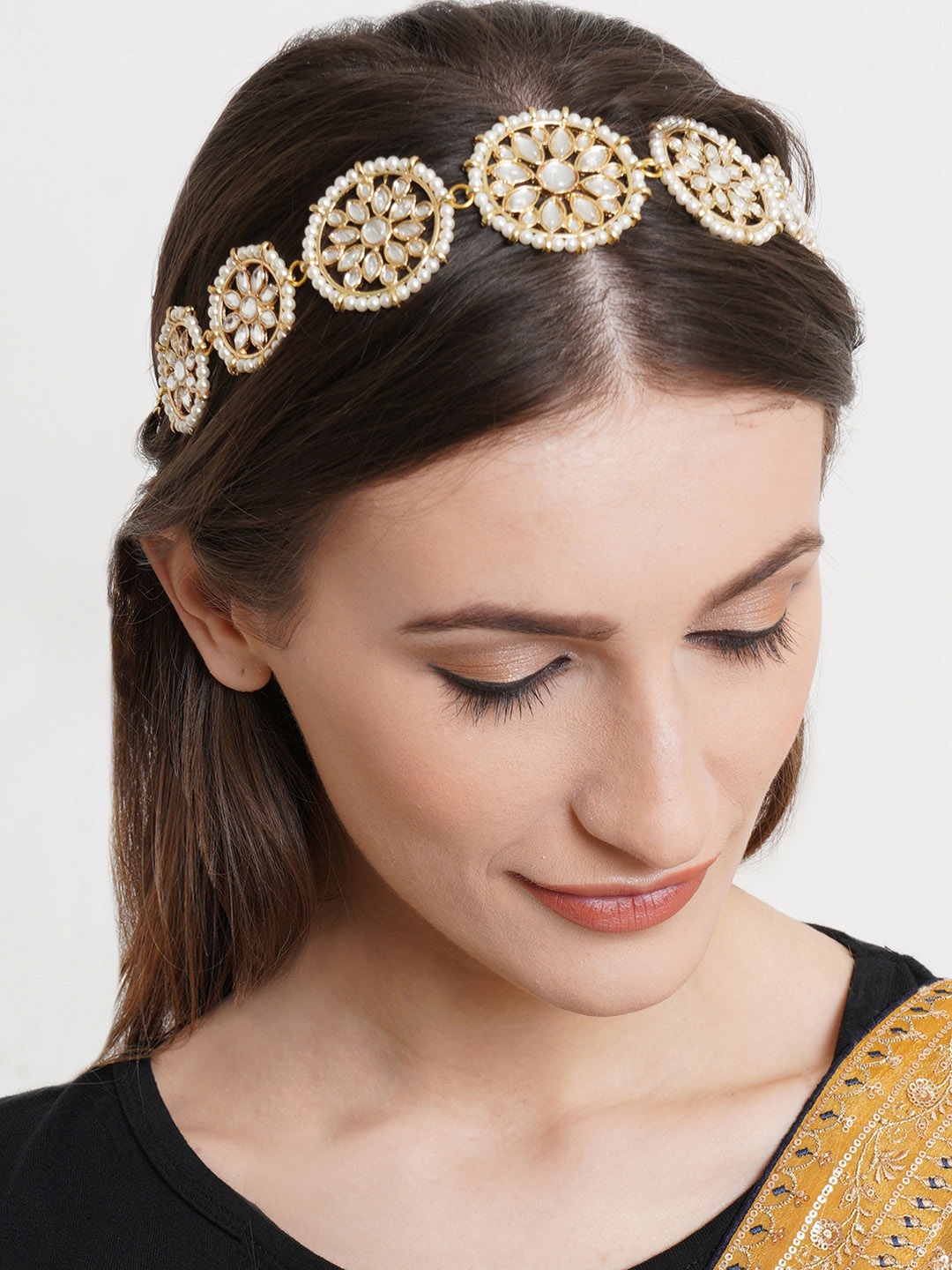

KARATCART Women Gold-Toned Embellished Hairband