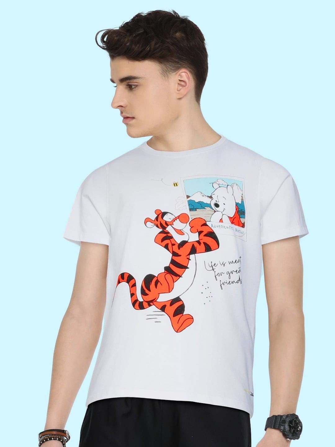 

Allen Solly Junior Boys White Pure Cotton Winnie The Pooh Printed T-shirt