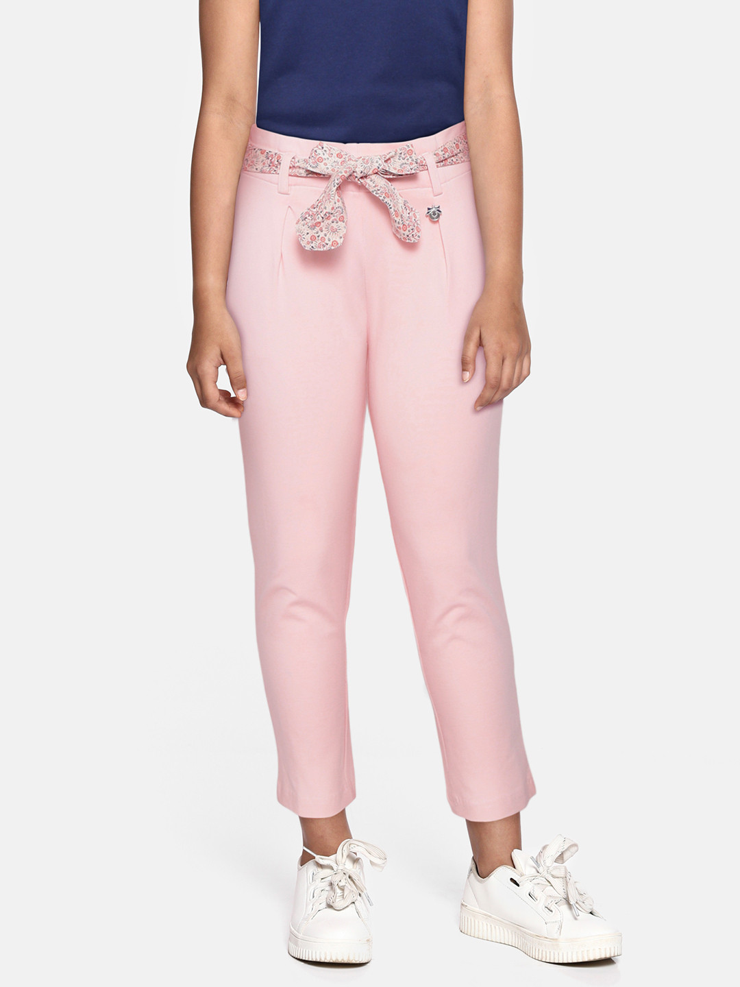 

Allen Solly Junior Girls Pink Solid Pleated Trousers