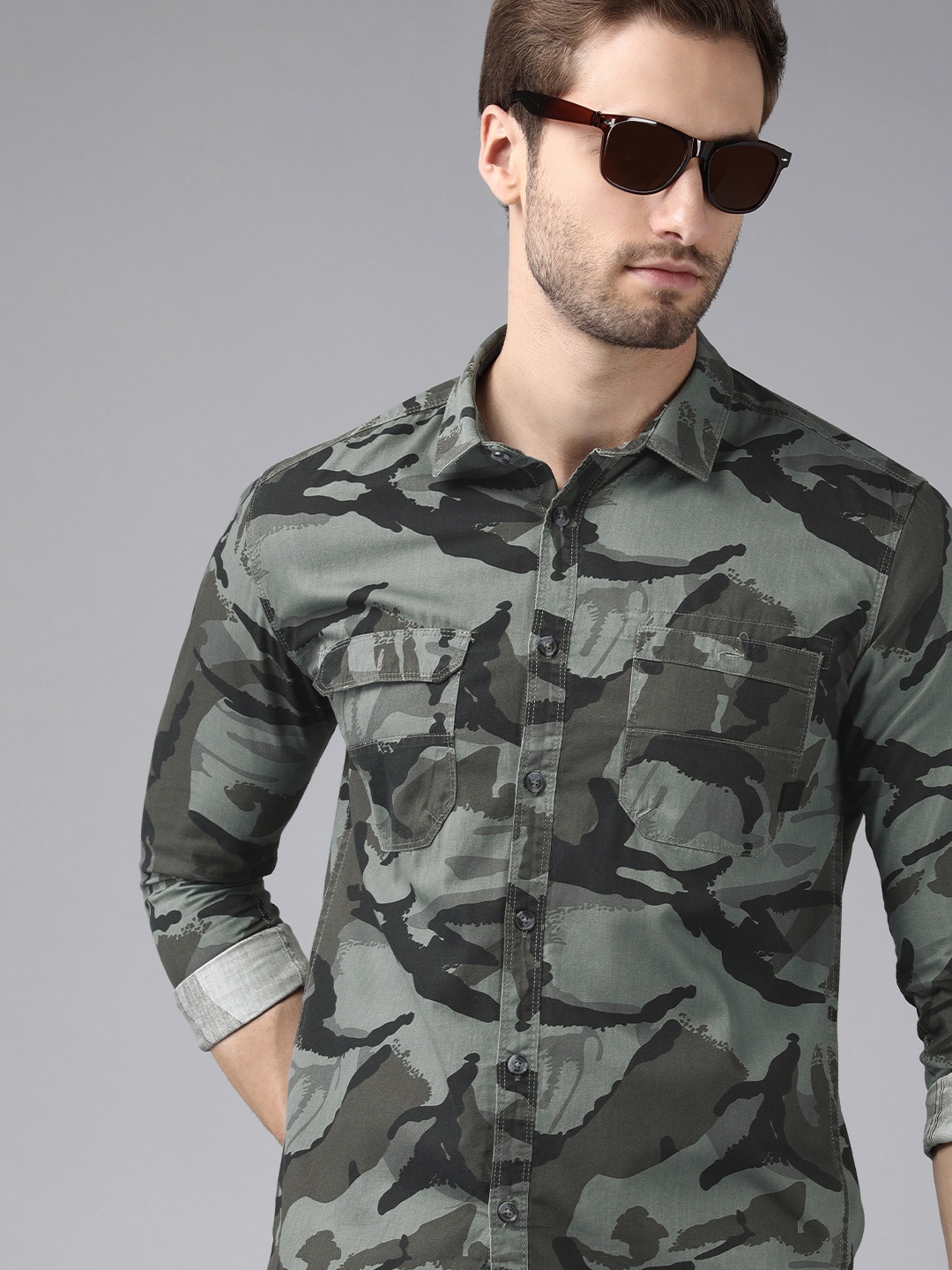 

Voi Jeans Men Grey Standard Slim Fit Camouflage Pure Cotton Casual Shirt