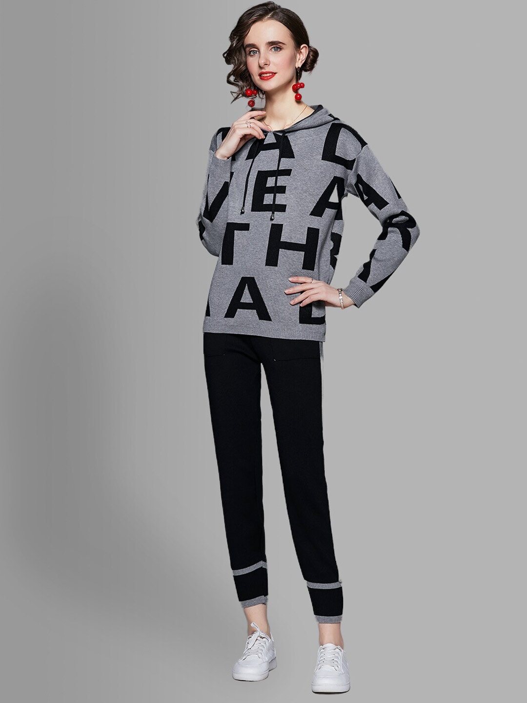 

JC Collection Women Grey & Black Printed Hooded T-shirt with Trousers Co-Ords