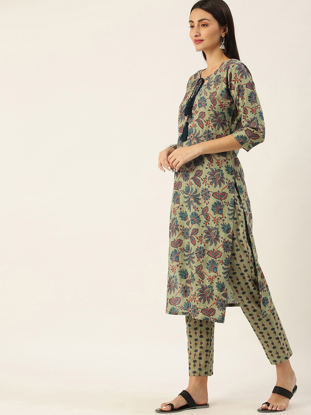 

Somras Women Green Floral Printed Pure Cotton Kurta with Trousers