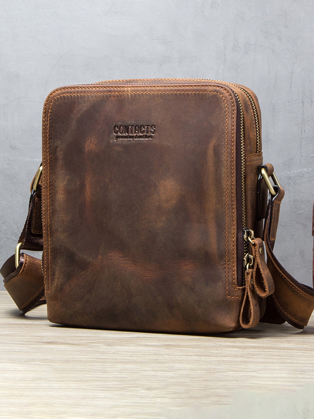 

CONTACTS Men Brown Leather Messenger Bag
