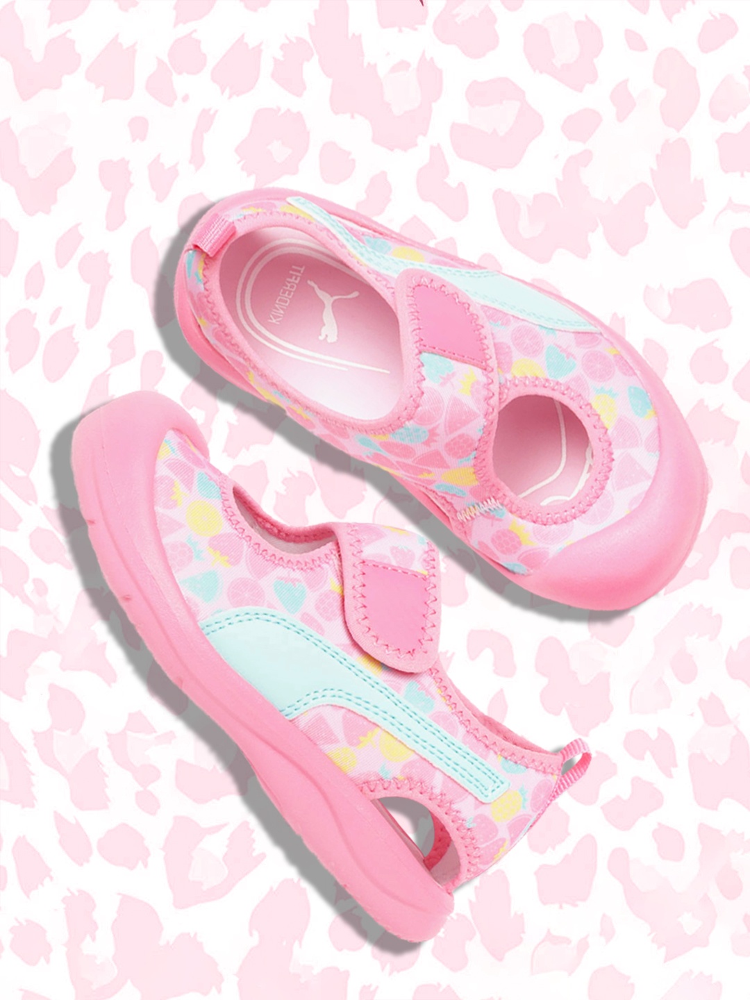 

Puma Unisex Kids Pink & Blue Shoe-Style Conversational Print Aquacat Inf Sandals