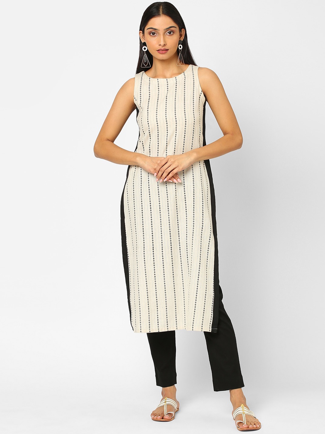 

KAMI KUBI Women White Striped Straight Cotton Kurta