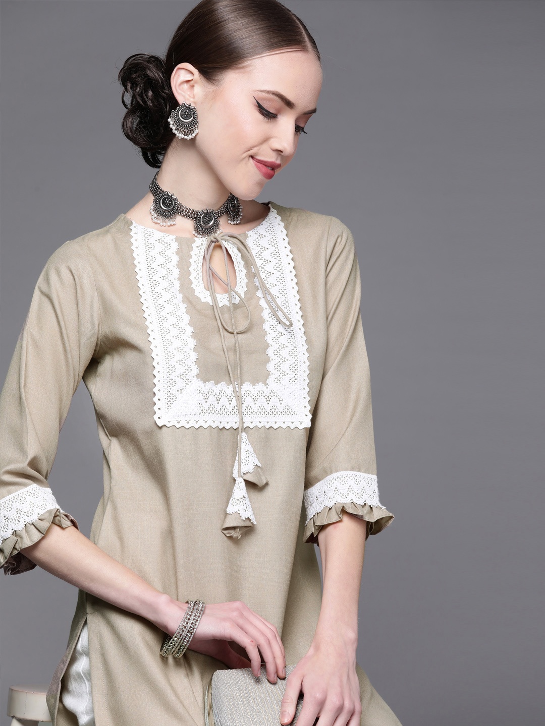 

Inddus Women Beige & White Yoke Design Kurta