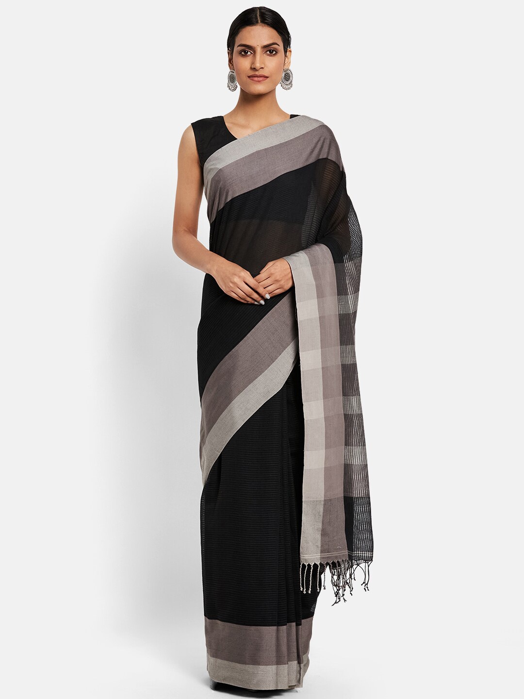 

Fabindia Black & Grey Pure Cotton Saree