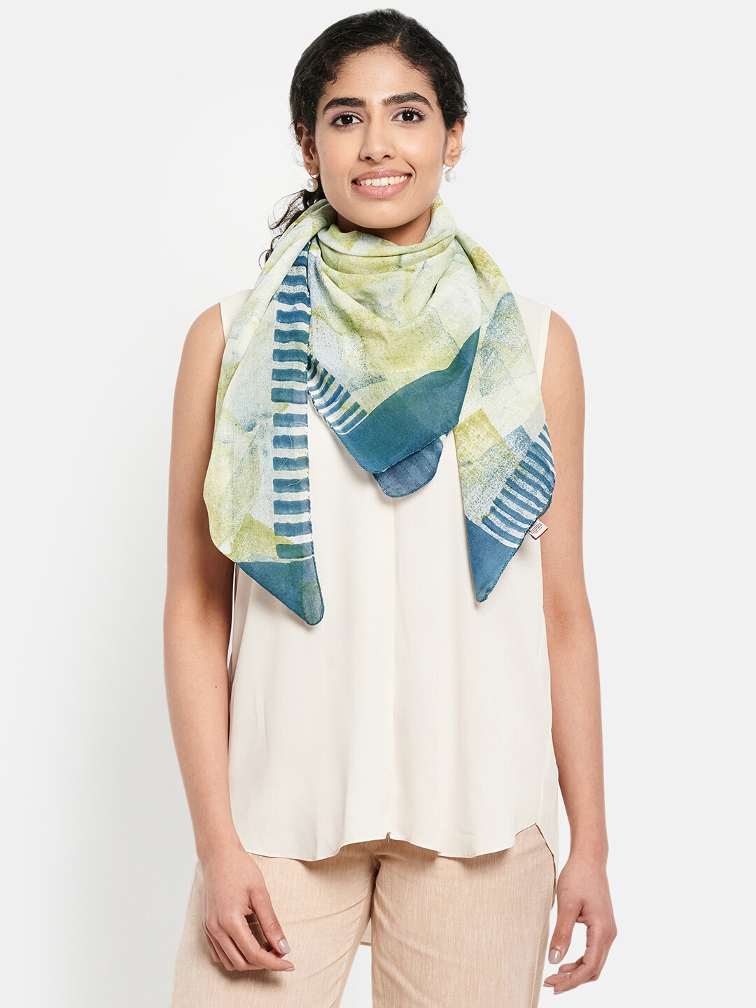 

Fabindia Women Blue & Off-White Abstract Printed Cotton Stoles