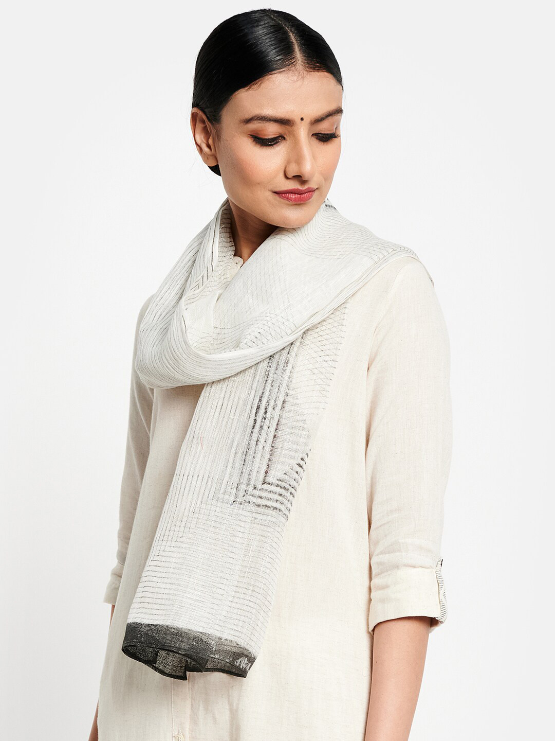 

Fabindia Women Off White & Black Printed Stole
