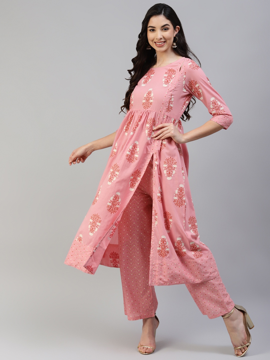 

Poshak Hub Women Pink & Off-White Pure Cotton Floral Print Kurta with Palazzos