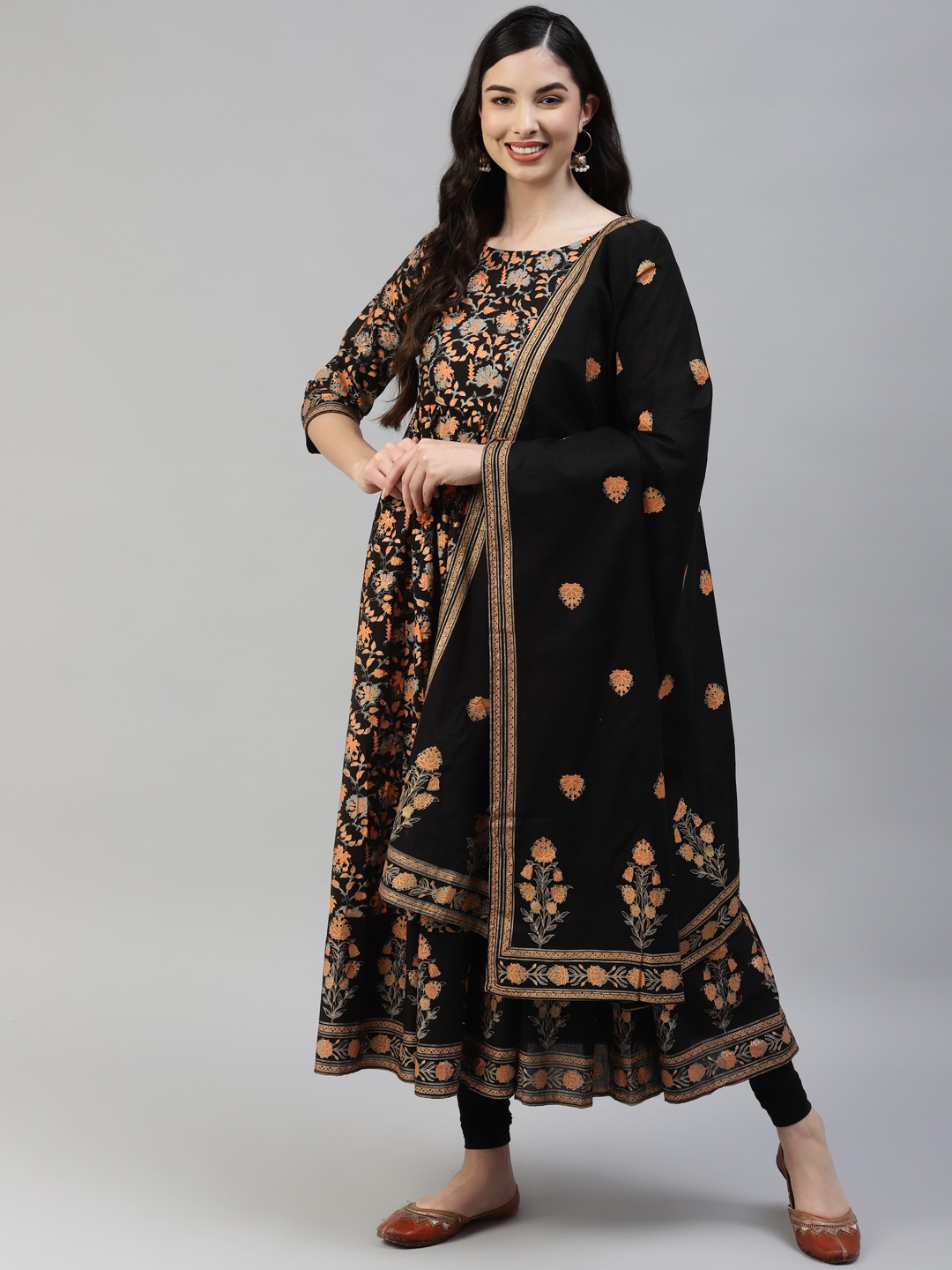 

Poshak Hub Women Black Ethnic Motifs Printed Kurta With Leggings & Dupatta