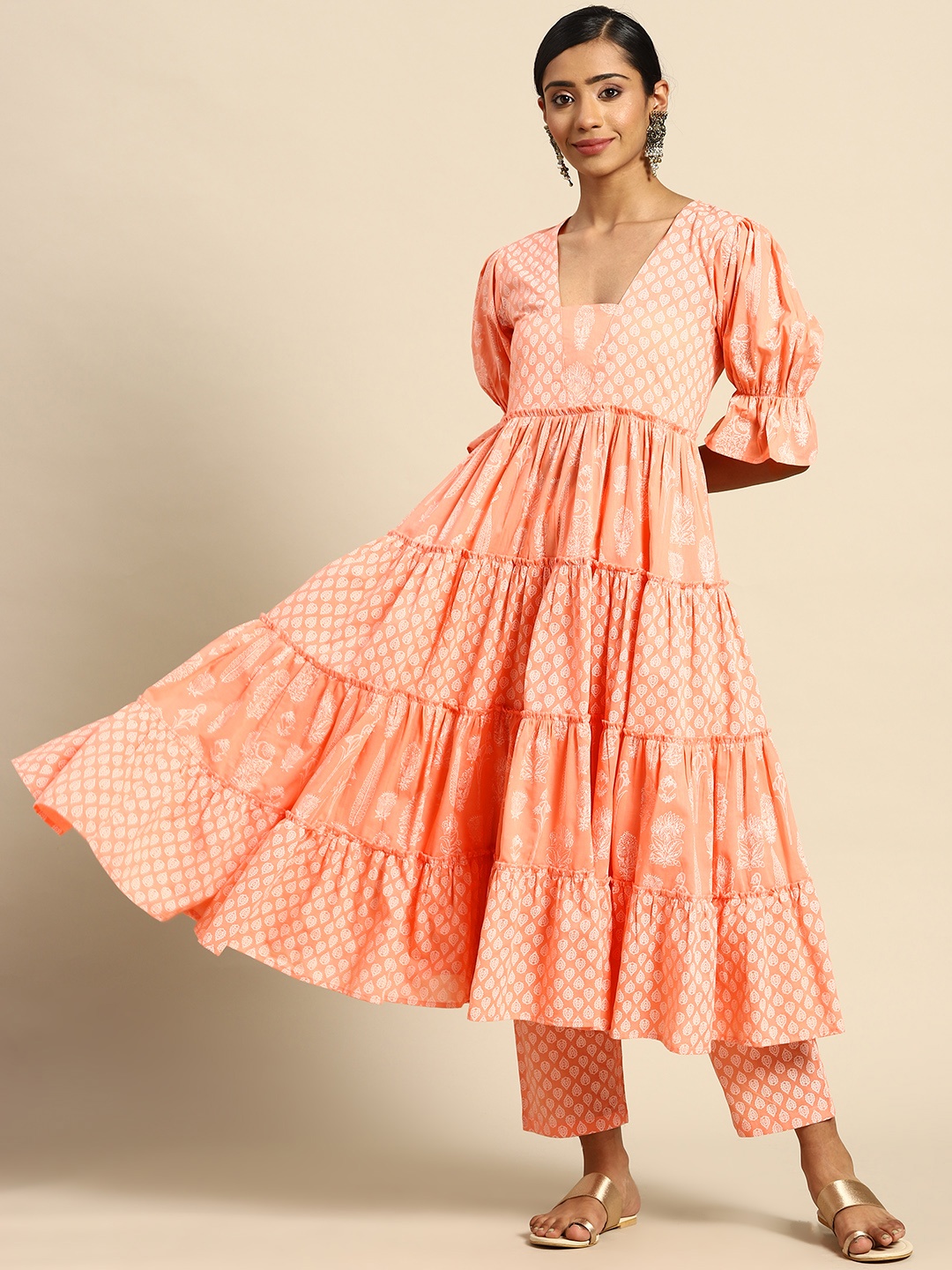 

anayna Women Peach-Coloured Ethnic Motifs Printed Tiered Pure Cotton Kurta with Trousers