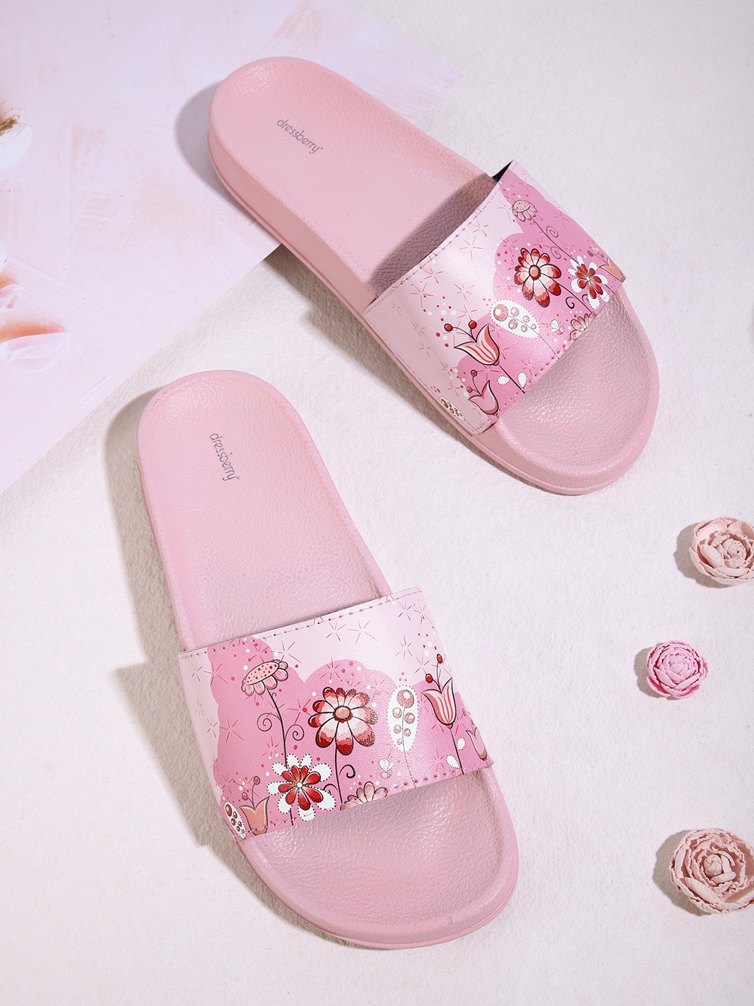 

DressBerry Women Pink & White Floral Print Sliders