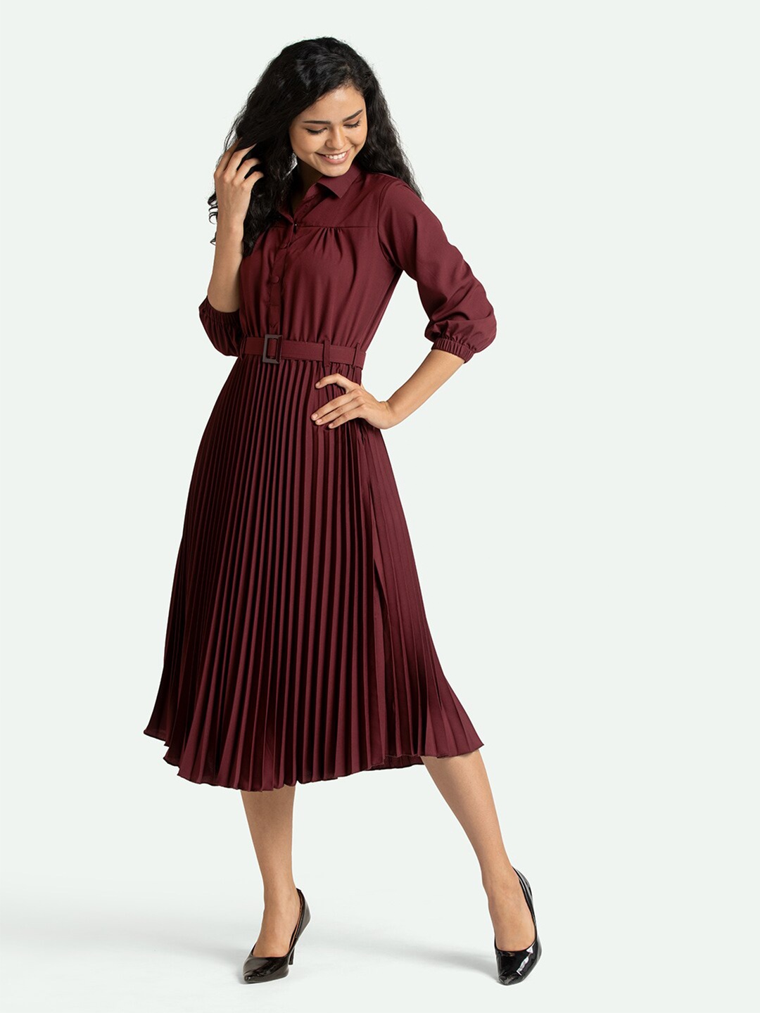 

AASK Maroon Crepe Accordion Pleats Belted Midi Dress