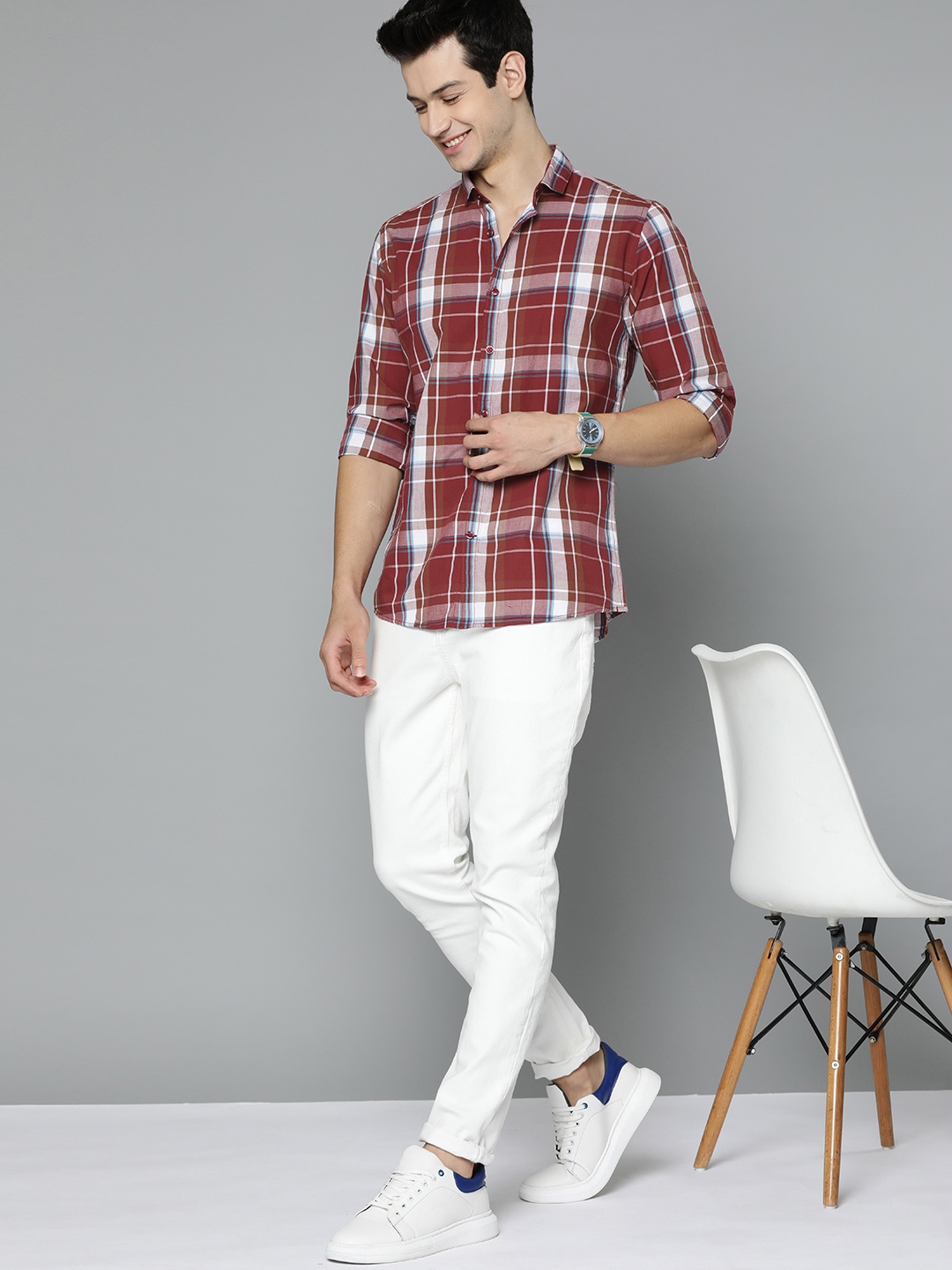 

Mast & Harbour Men Maroon & White Pure Cotton Tartan Checked Casual Shirt