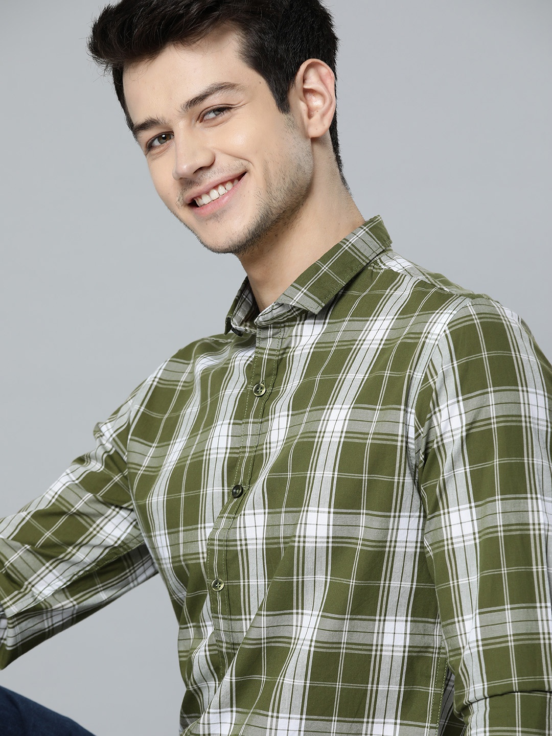 

Mast & Harbour Men Olive Green Tartan Checked Casual Shirt
