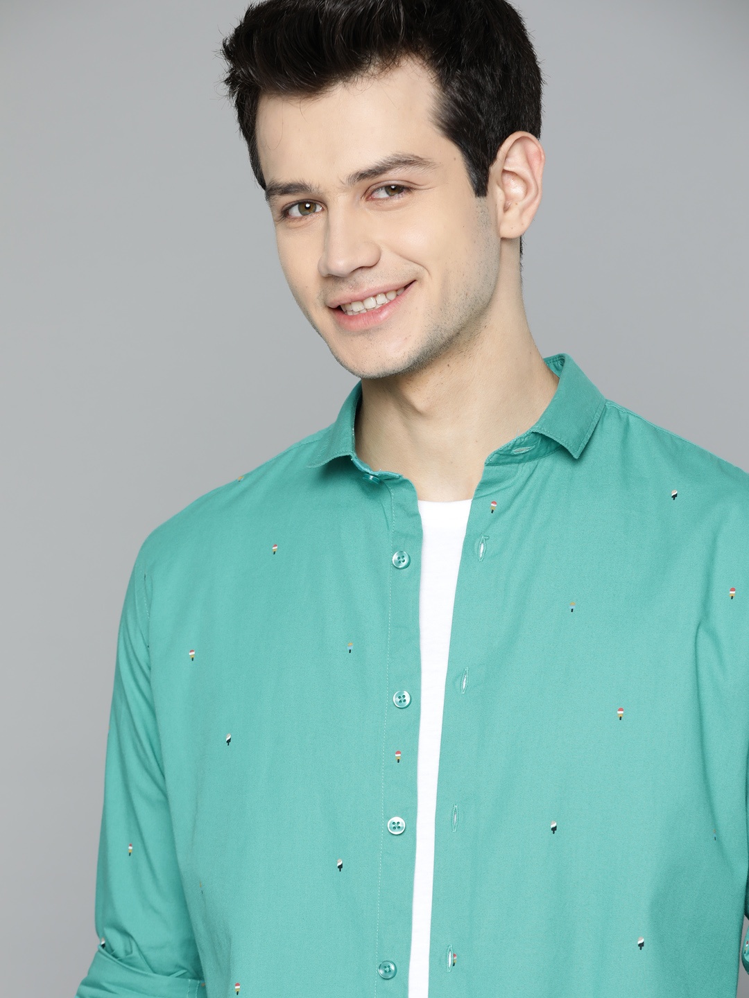 

Mast & Harbour Men Sea Green Cotton Printed Casual Shirt