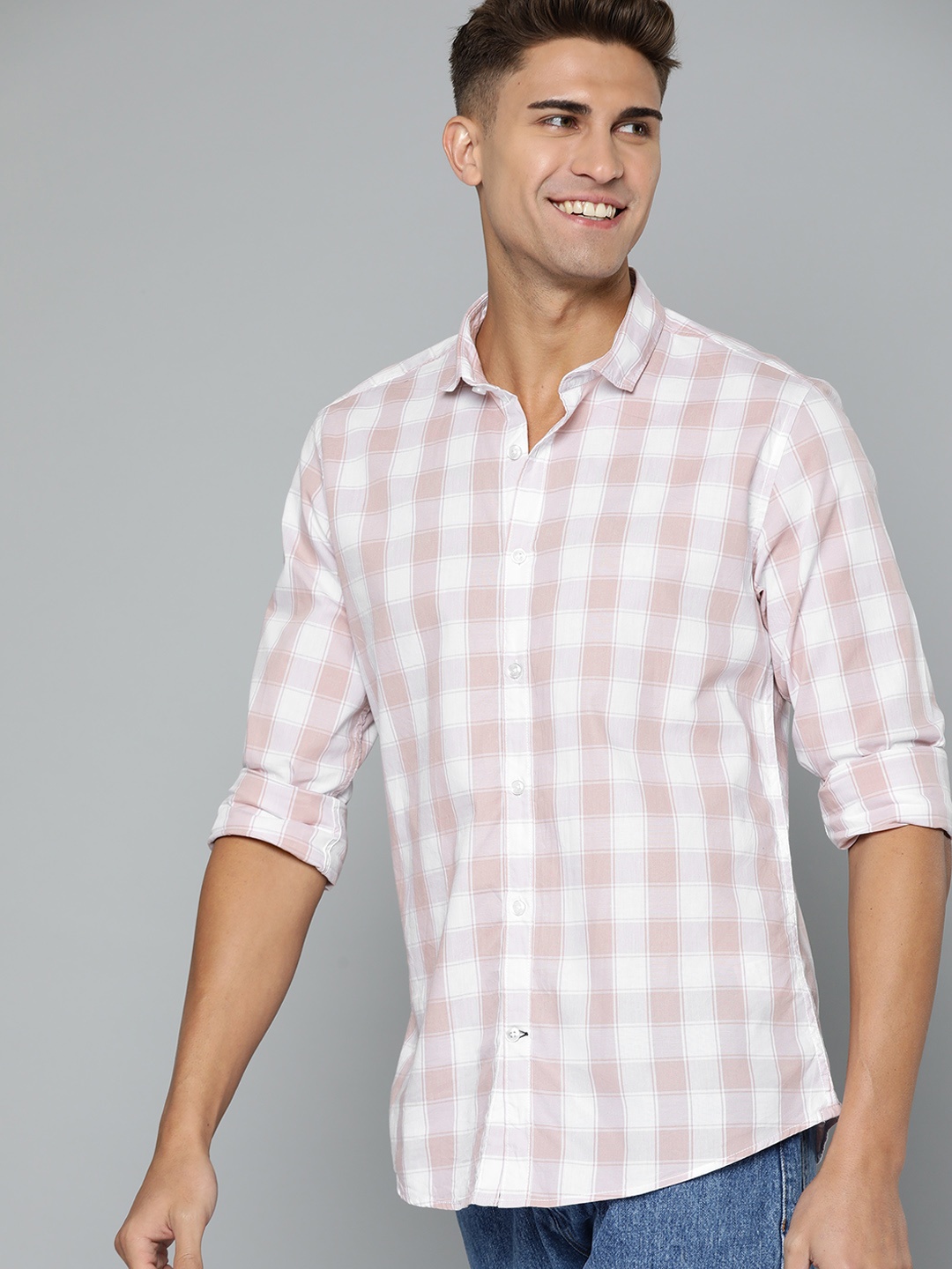 

Mast & Harbour Men Pink & White Pure Cotton Tartan Checked Casual Shirt