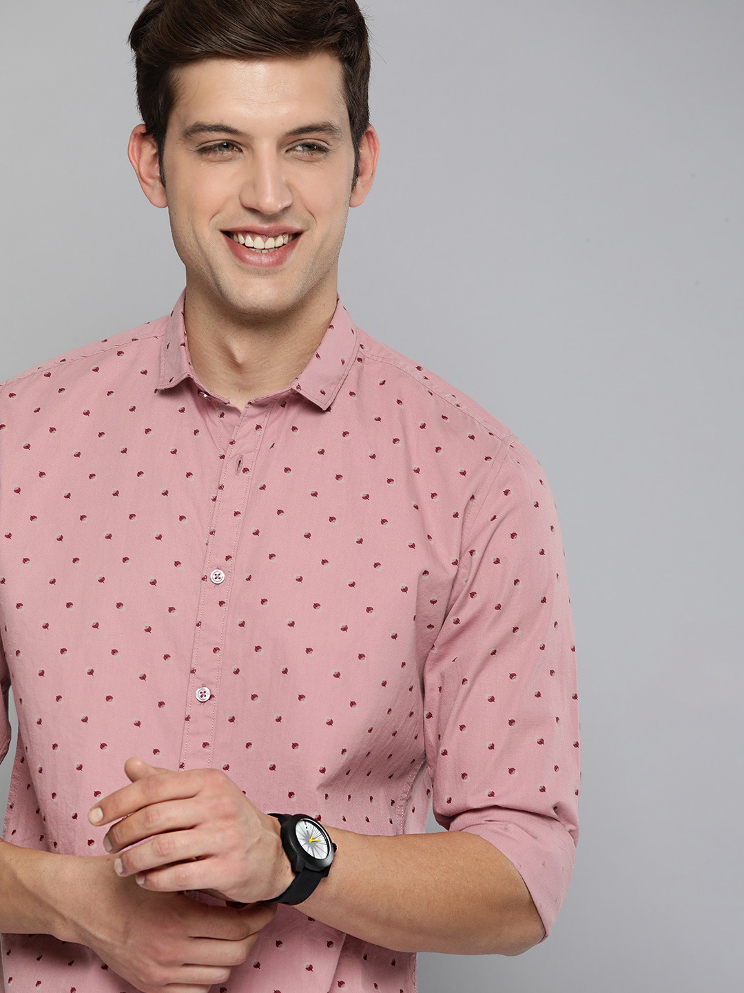 

Mast & Harbour Men Pink Slim Fit Floral Printed Pure Cotton Casual Shirt