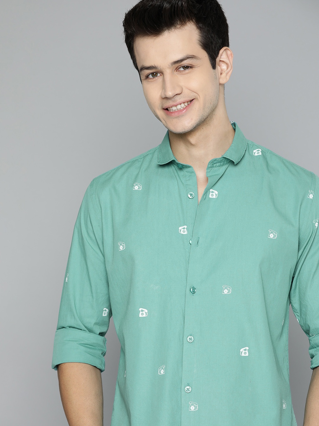 

Mast & Harbour Men Sea Green Cotton Printed Casual Shirt