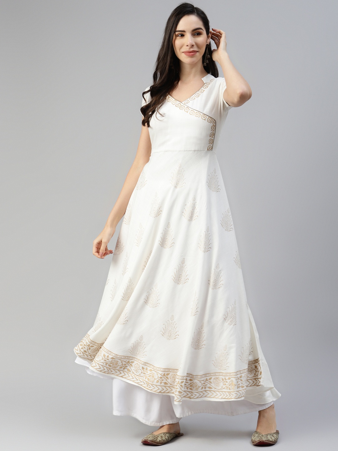 

MBE Women White & Golden Ethnic Motifs Printed Anarkali Kurta