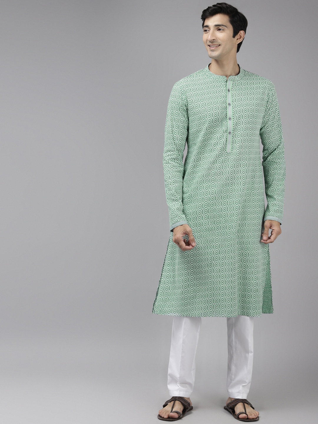 

See Designs Men Green Printed Pure Cotton Kurta with Trousers