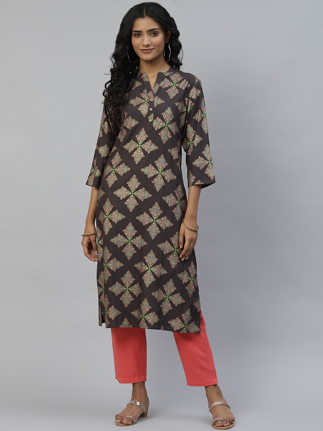 

DESI BEATS Women Grey Ethnic Motifs Printed Kurta