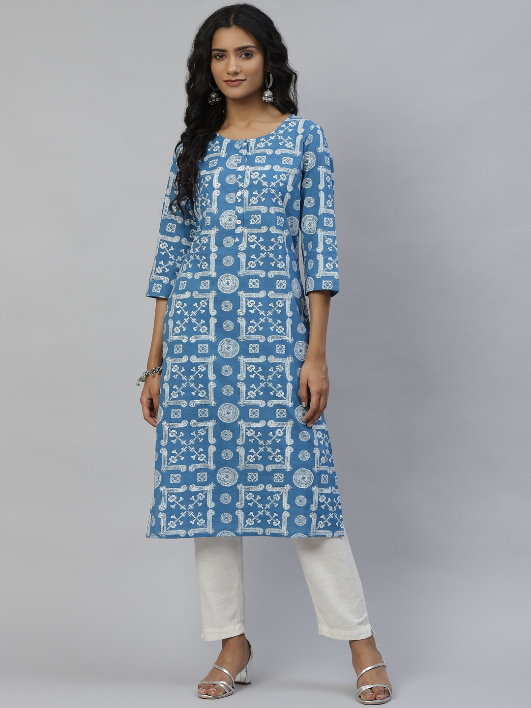 

DESI BEATS Women Blue & White Ethnic Motifs Printed Cotton Kurta