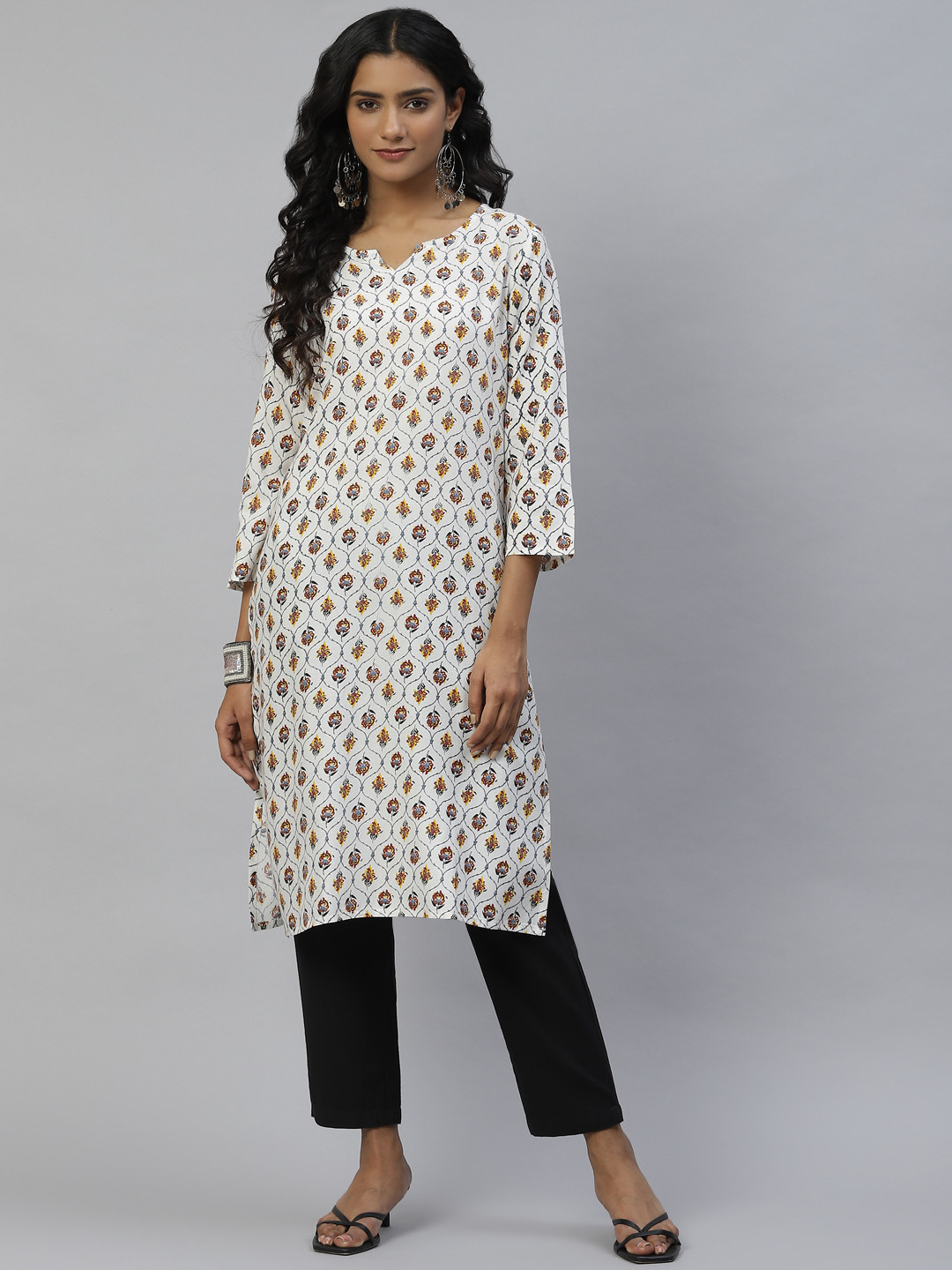 

DESI BEATS Women White Ethnic Motifs Printed Kurta