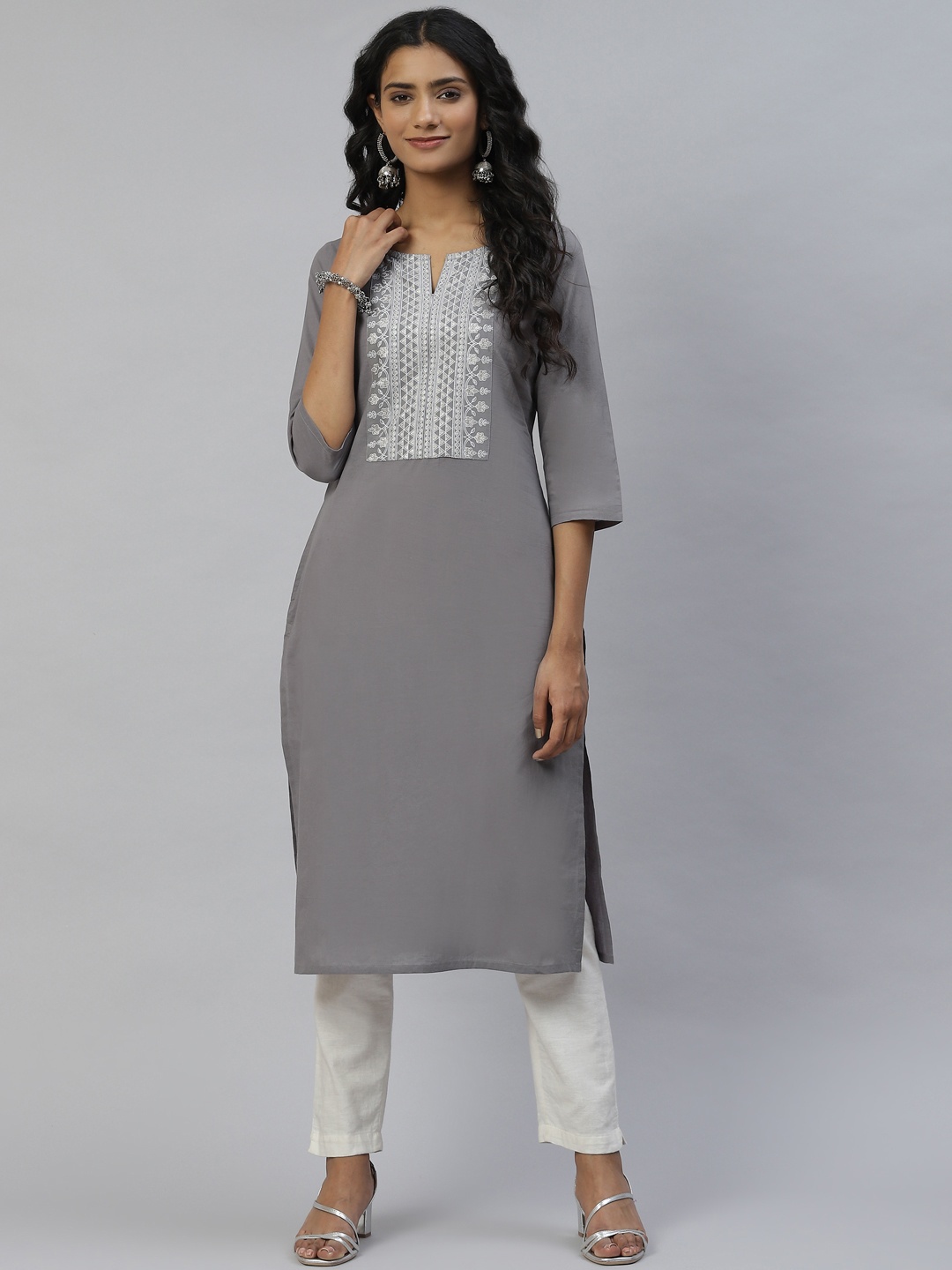 

DESI BEATS Women Grey Geometric Printed Cotton Kurta