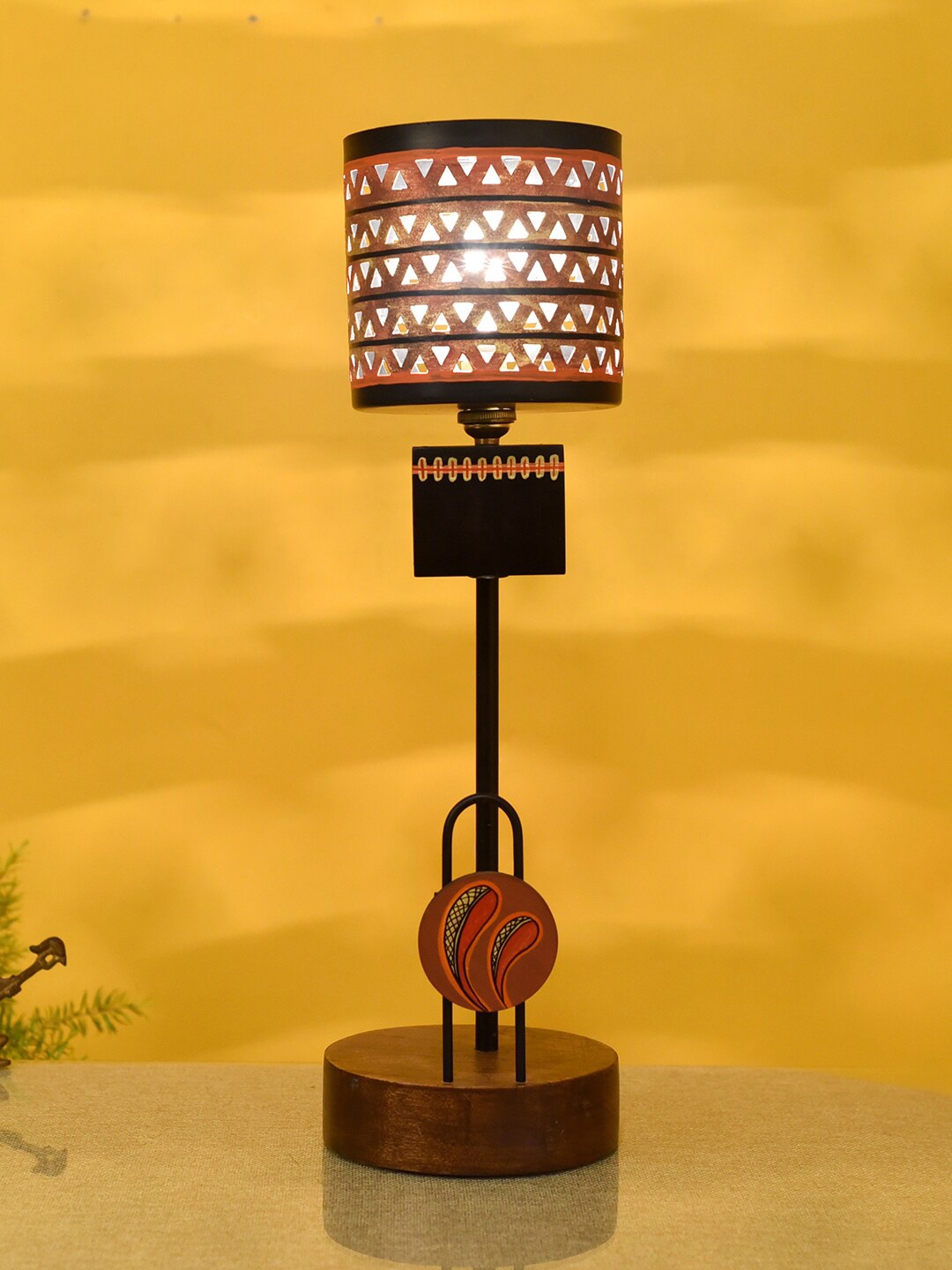 

AAKRITI ART CREATIONS Rose Gold Embellished Wooden Table Lamp