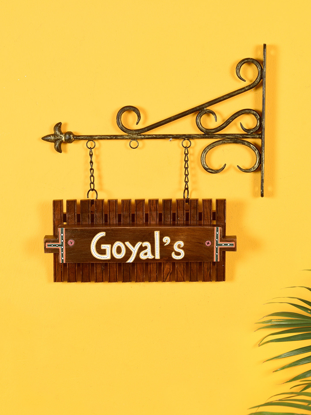 

AAKRITI ART CREATIONS Brown Name Board with Metal Stand