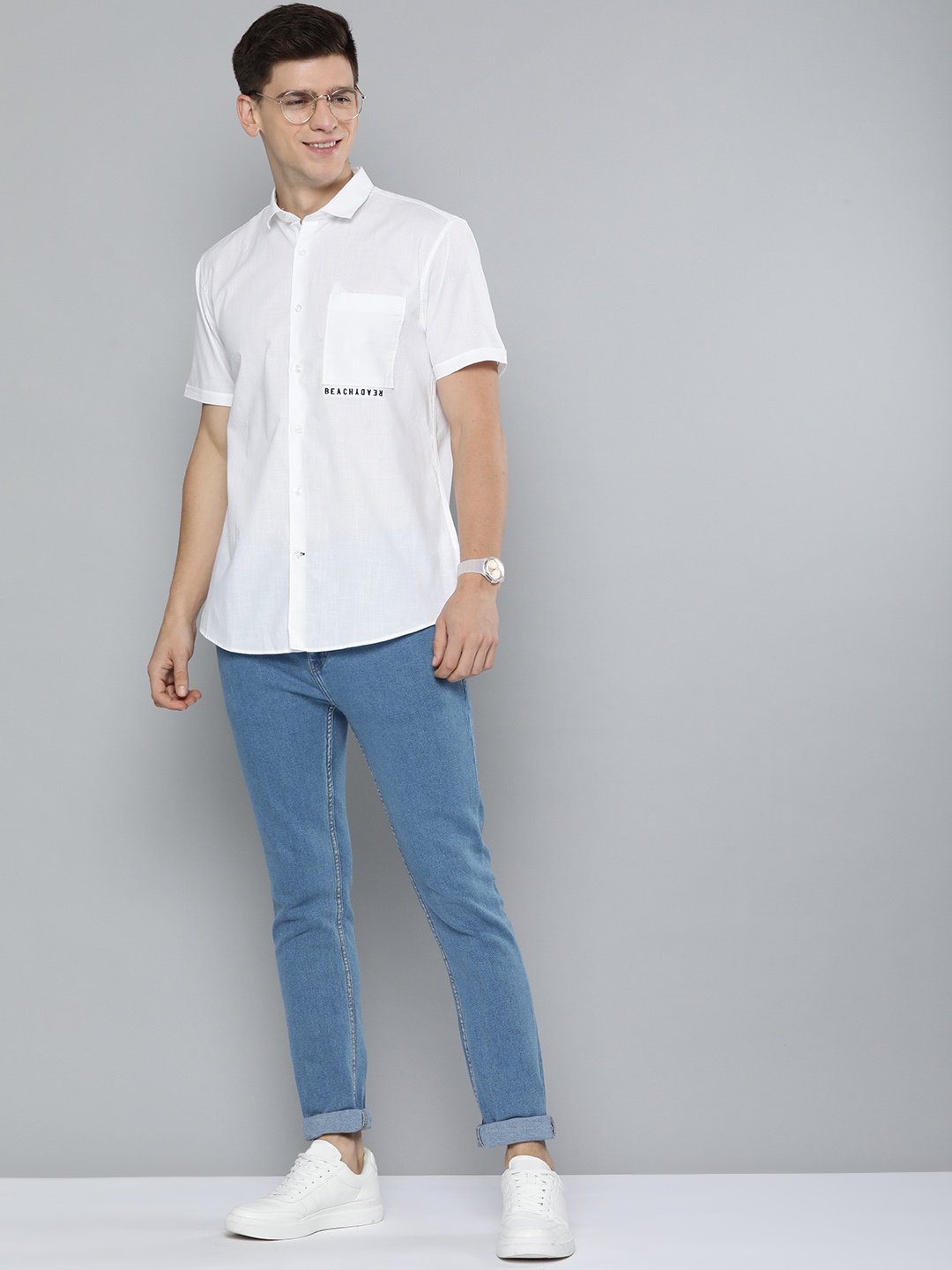 

Mast & Harbour Men White Pure Cotton Short Sleeves Casual Shirt