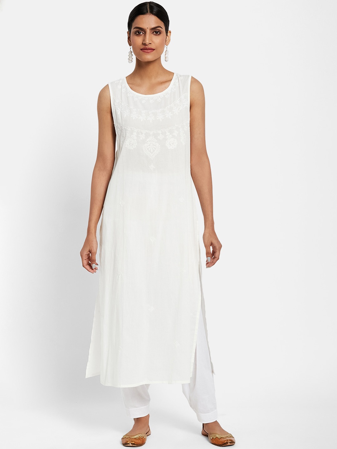 

Fabindia Women Off White Chikankari Embroidered Cotton Kurta