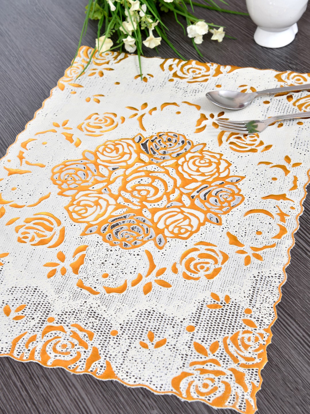 

DREAM WEAVERZ Set of 6 Gold- Toned Floral Designed Table Placemats