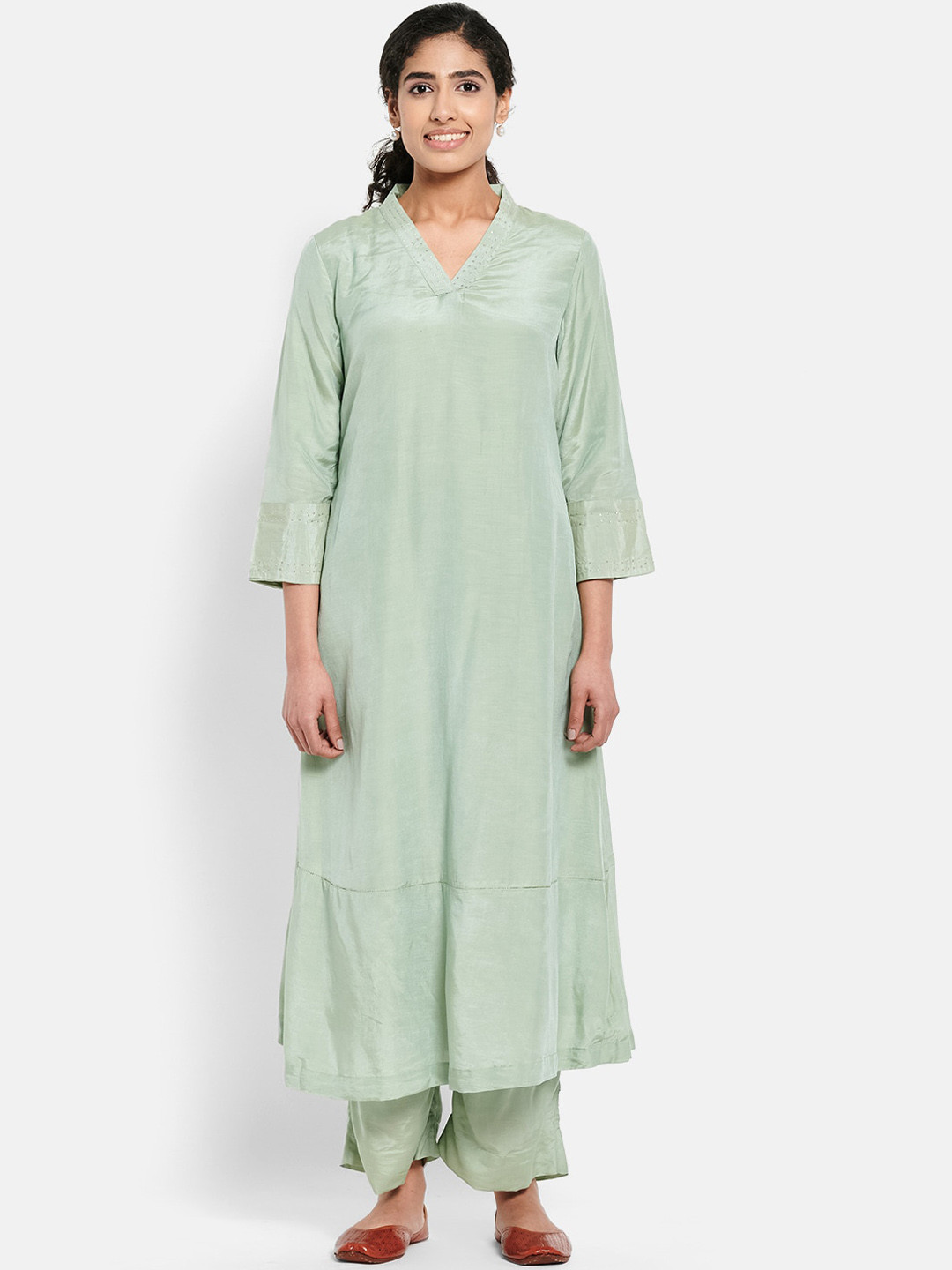 

Fabindia Women Green Yoke Design Kurta with Palazzos