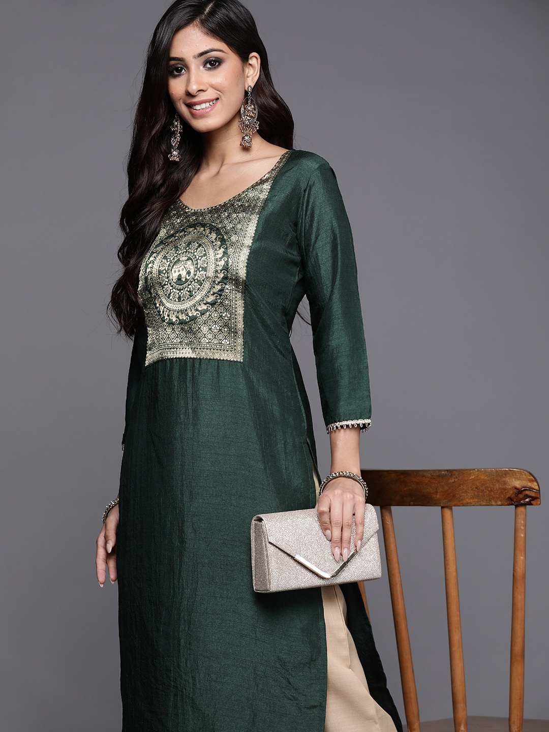 

Indo Era Women Green & Golden Ethnic Motifs Yoke Design Kurta