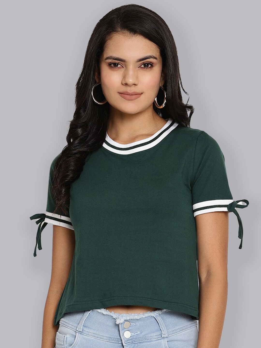 

The Vanca Women Green Solid Regular-Fit Crop T-shirt