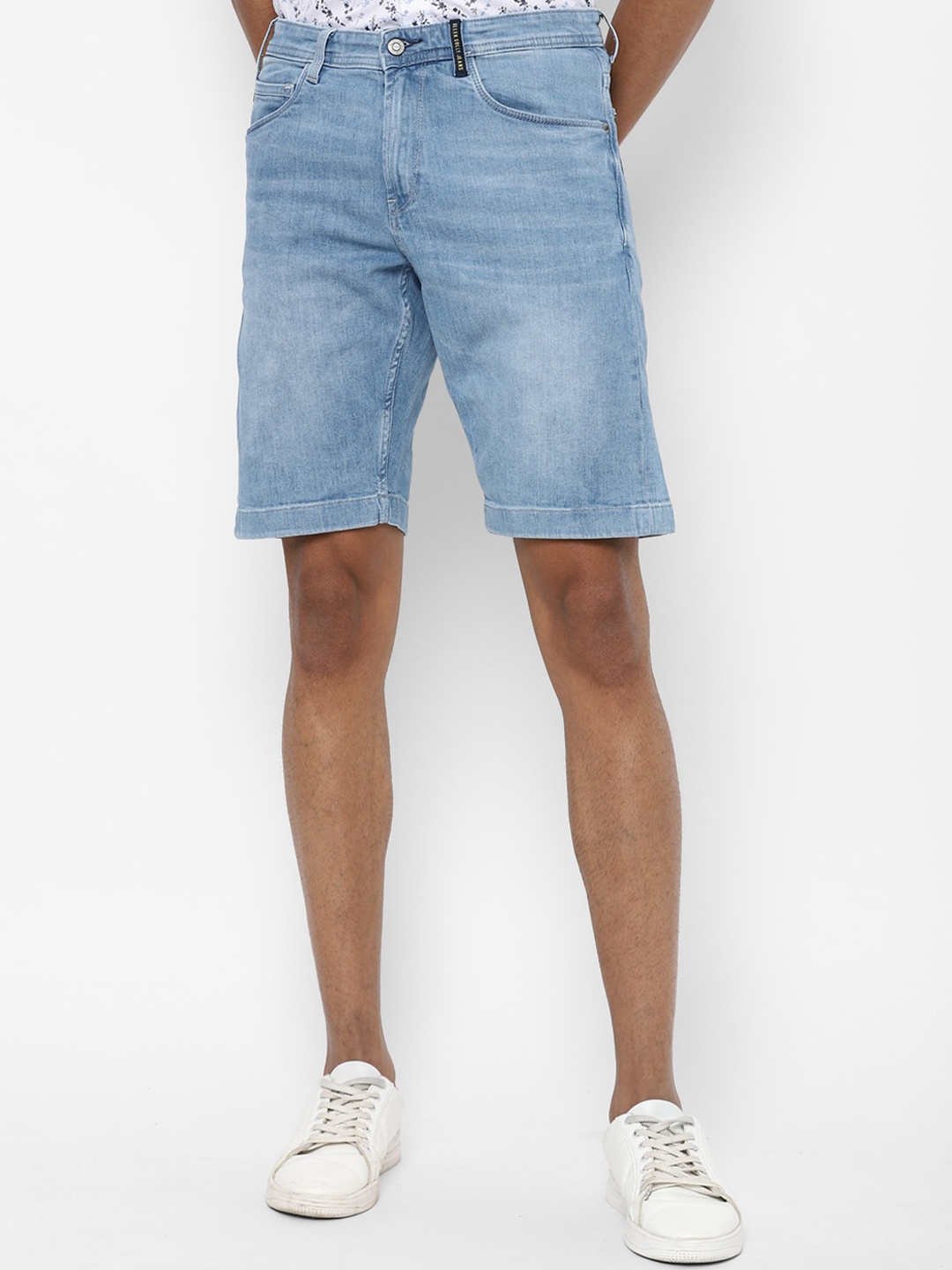 

Allen Solly Sport Men Blue Washed Slim Fit Denim Cotton Shorts