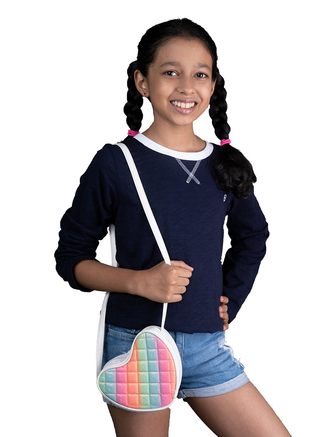 

GREENDIGO Girls Blue V-Neck Organic Cotton Applique T-shirt