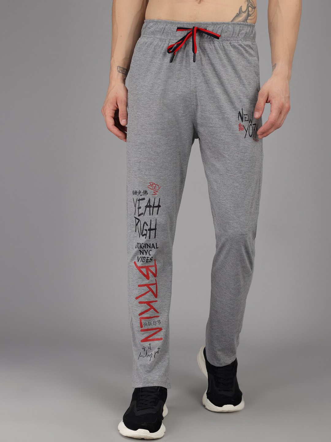 

Gallus Men Grey Printed Dry Fit Cotton Track Pants