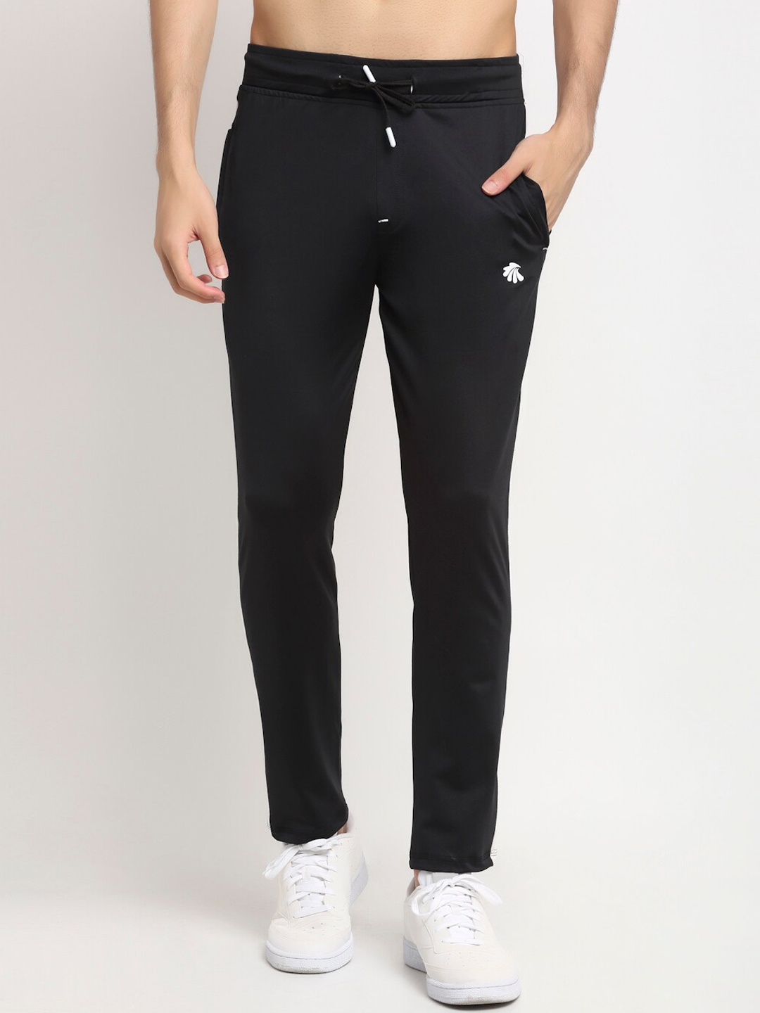 

Gallus Men White & Black Colourblocked Dry-Fit Cotton Track Pants