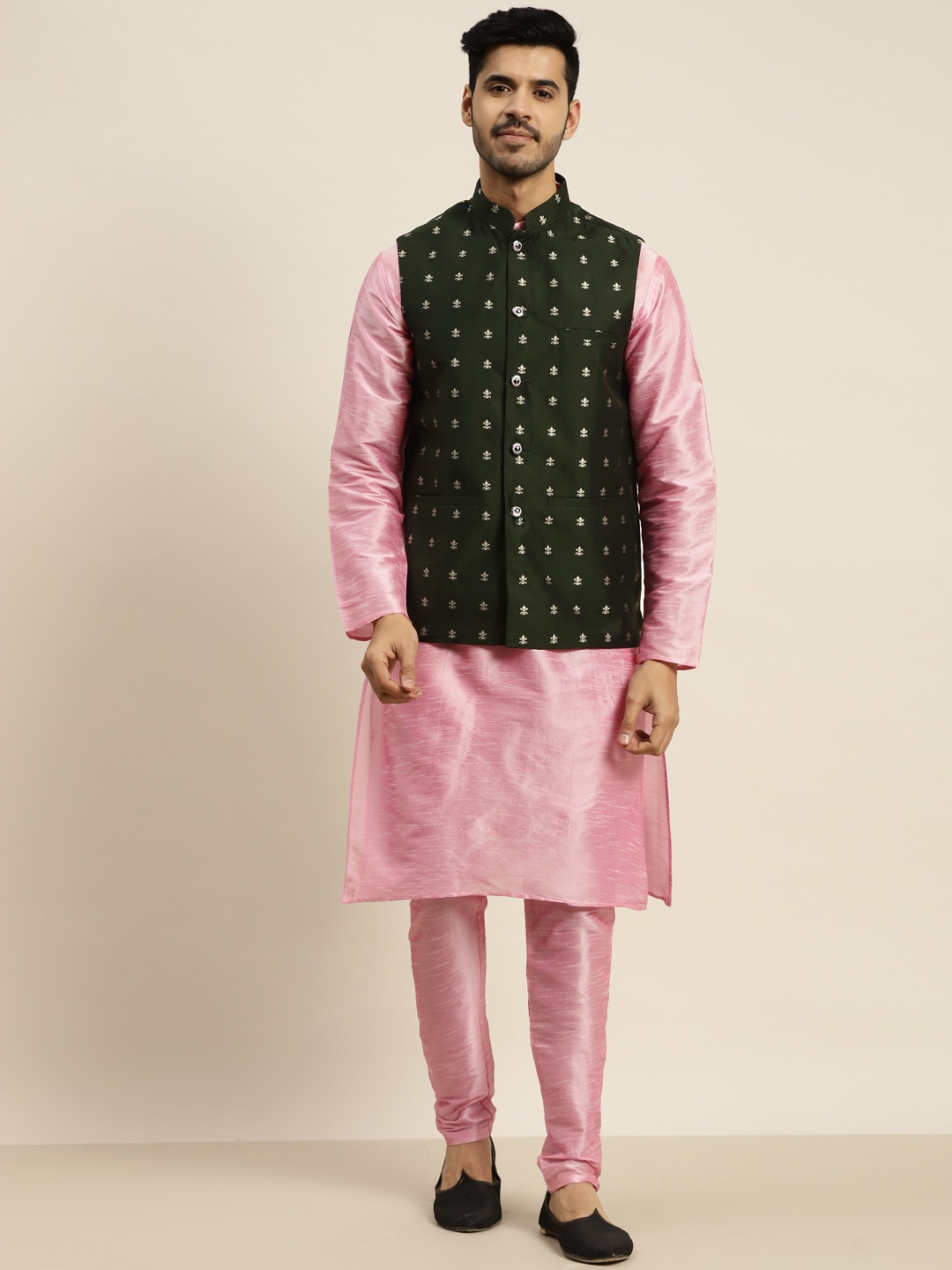 

SOJANYA Men Pink Kurta with Churidar & Nehru Jacket