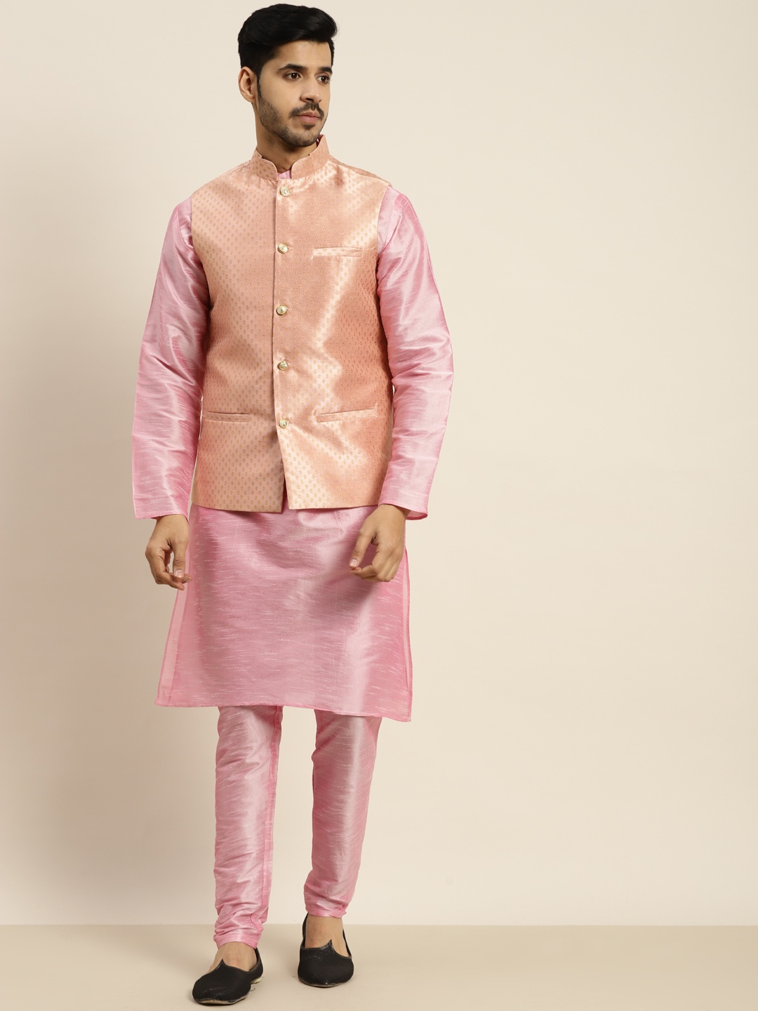

SOJANYA Men Pink Kurta with Churidar & Nehru Jacket