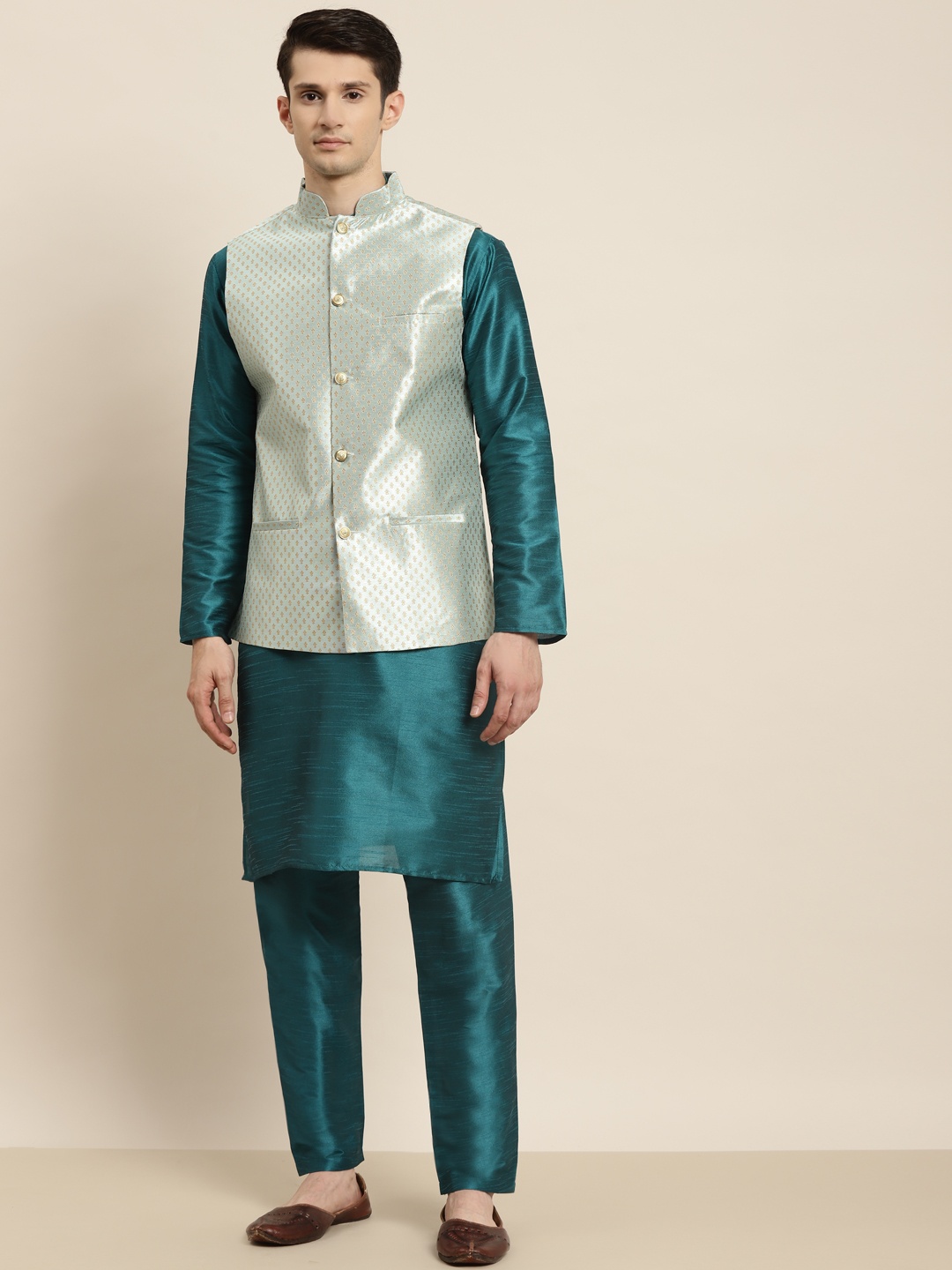 

SOJANYA Men Teal Kurta with Pyjamas & Nehru Jacket